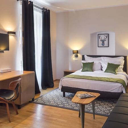 Antler Boutique Hotel Brassó Kültér fotó